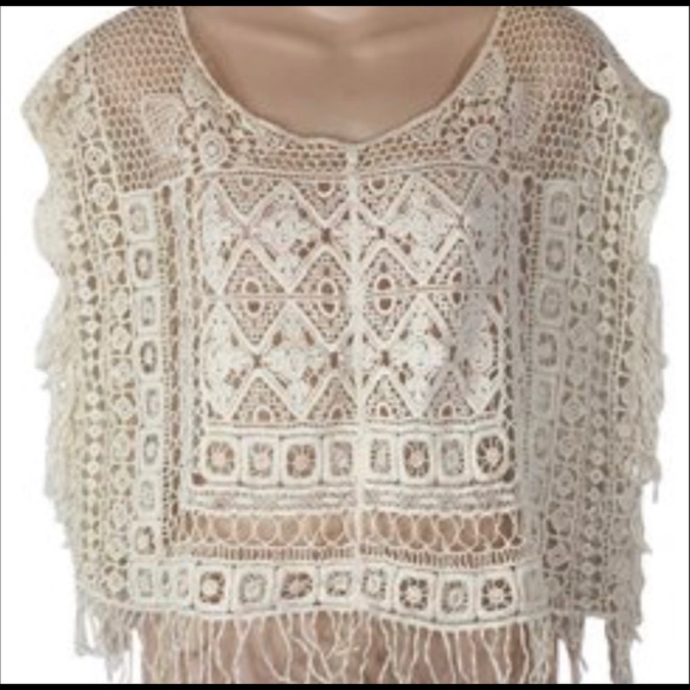 Crochet crop top beach cover